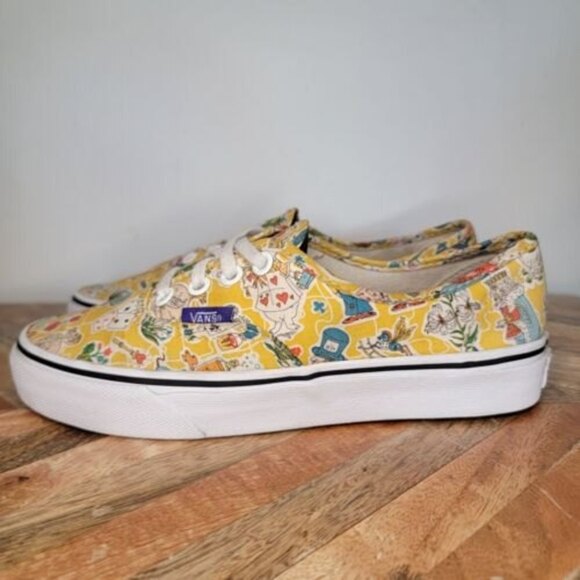 Vans x Alice In Wonderland Men's 4 Women's 5.5 Sneakers Shoes RARE - Picture 1 of 9